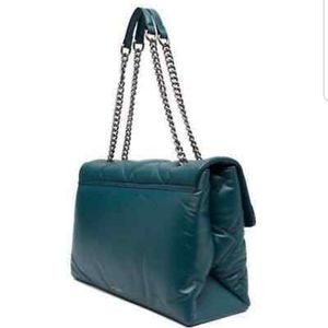 KURT GEIGER LONDON KENSINGTON SOFT QUILTED XXL CHAIN SHOULDER BAG